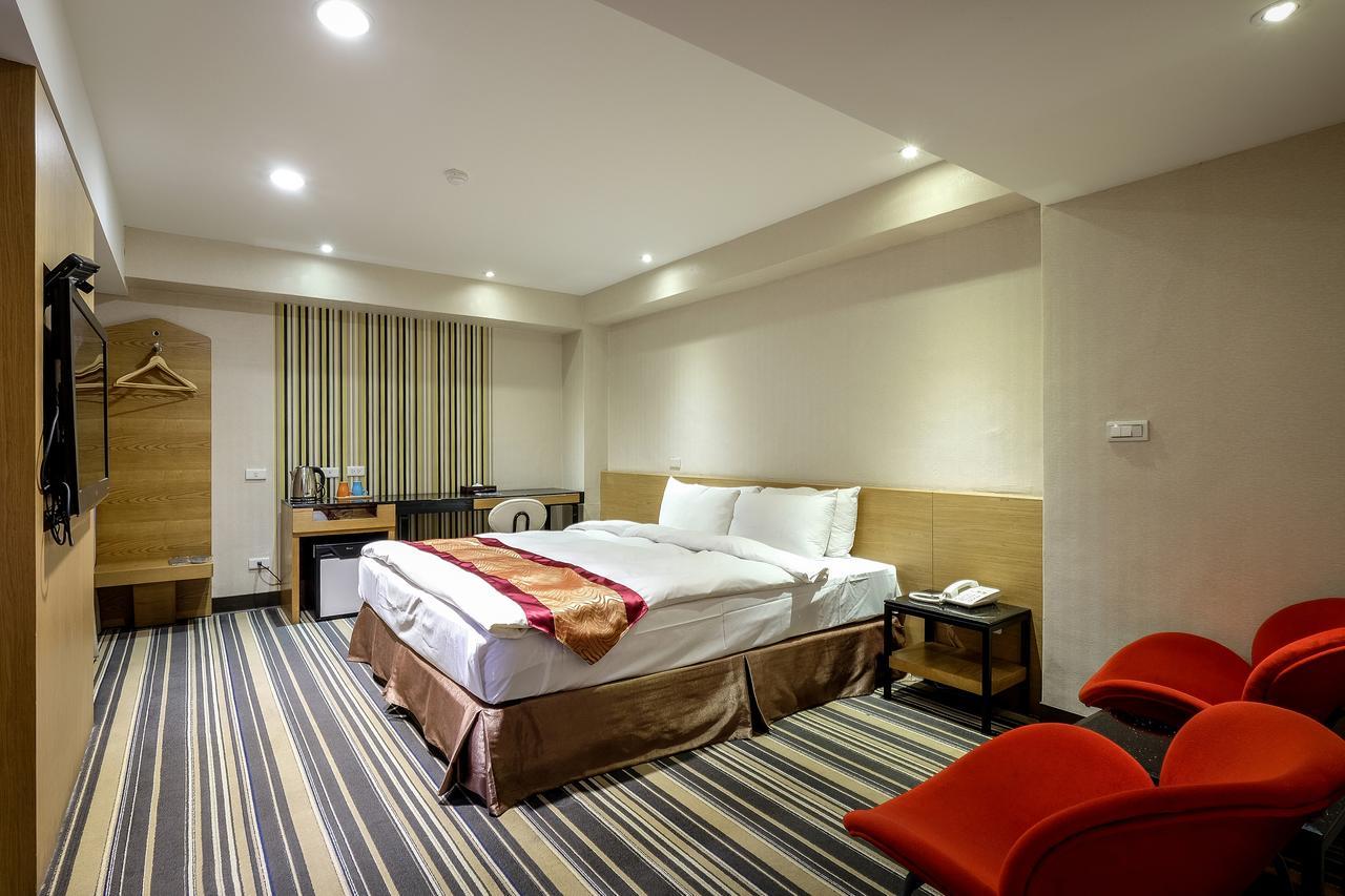 Country Garden Hotel Chiayi City Exteriör bild