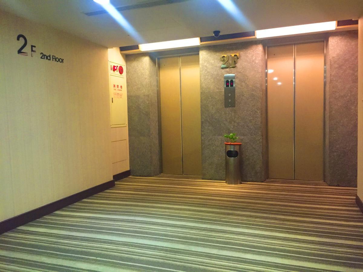 Country Garden Hotel Chiayi City Exteriör bild