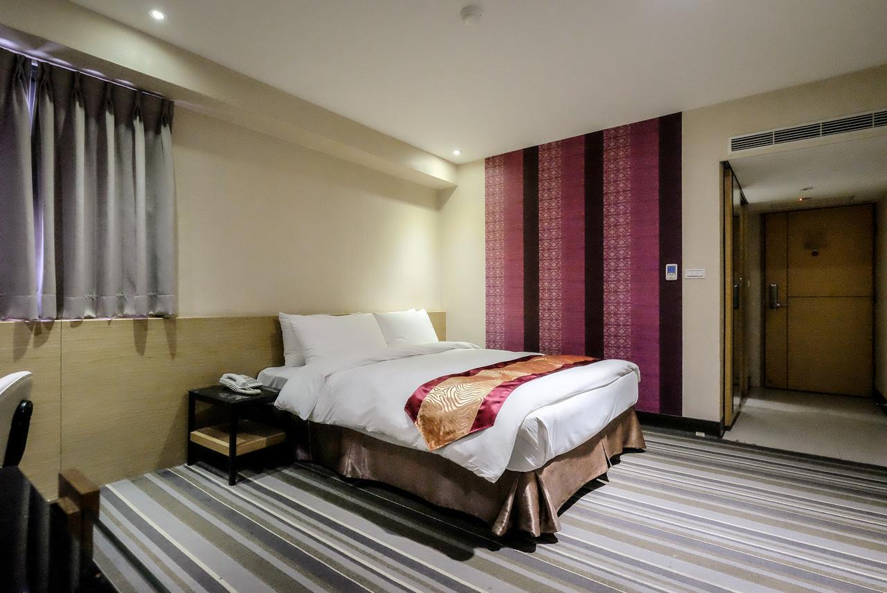 Country Garden Hotel Chiayi City Exteriör bild